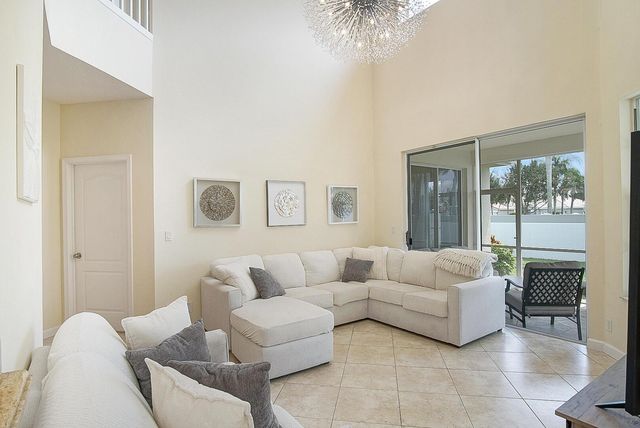 8176 Quail Meadow Way, West Palm Beach, FL 33412