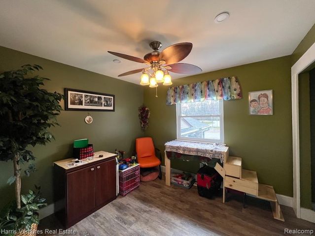 1535 Kings Crown Court, Wixom, MI 48393