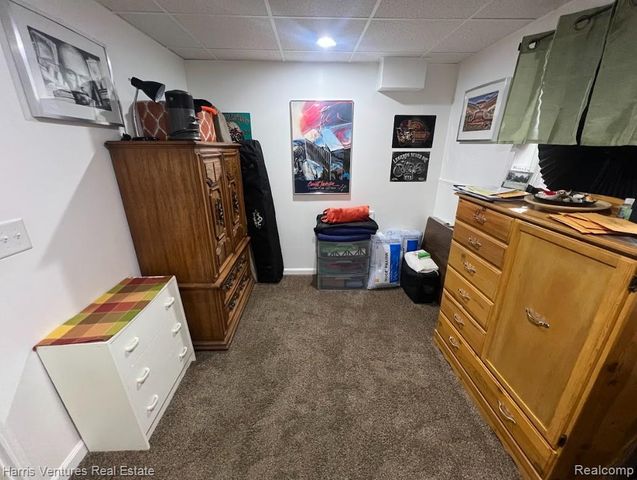 1535 Kings Crown Court, Wixom, MI 48393