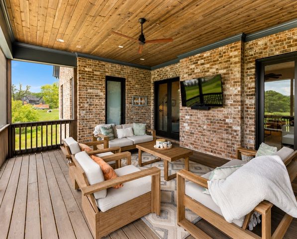 5007 Gates Mill Rdg, Thompsons Station, TN 37179