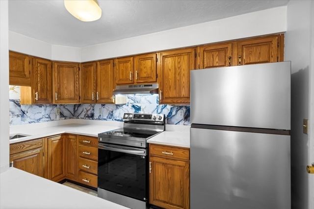 610 South Franklin St C101, Holbrook, MA 02343