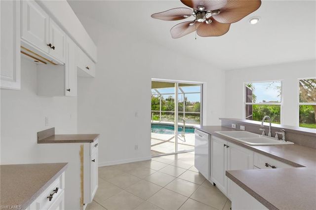 1422 NW 3rd AVE, Cape Coral, FL 33993