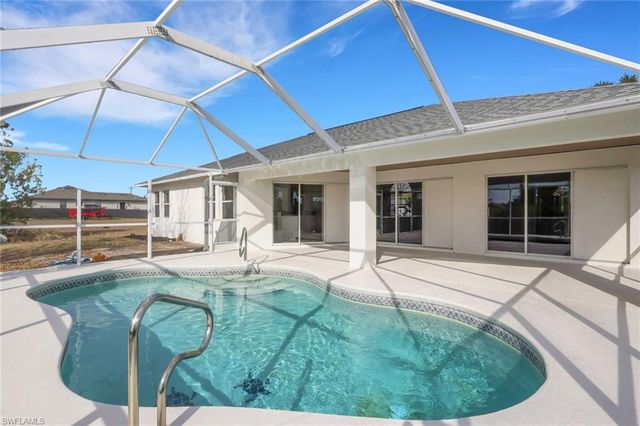 1422 NW 3rd AVE, Cape Coral, FL 33993