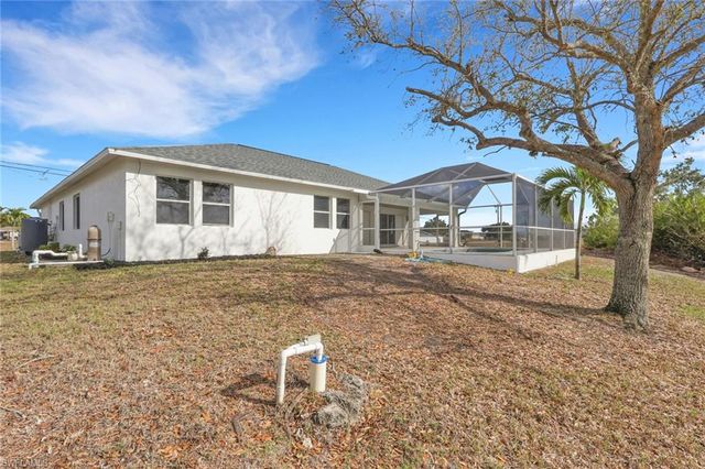 1422 NW 3rd AVE, Cape Coral, FL 33993