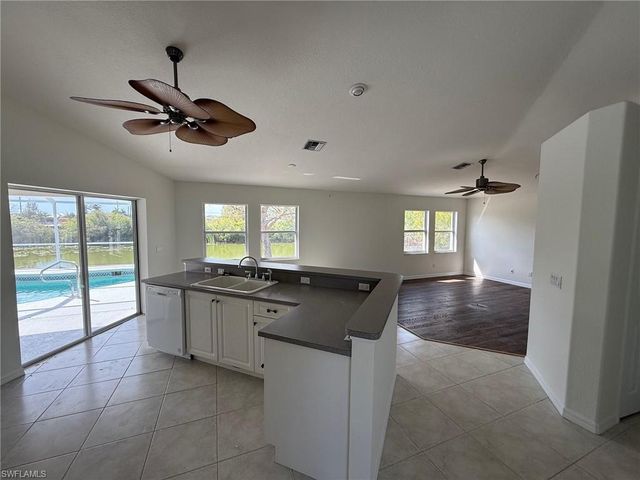 1422 NW 3rd AVE, Cape Coral, FL 33993