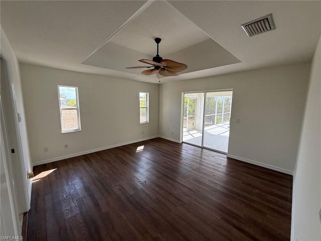 1422 NW 3rd AVE, Cape Coral, FL 33993