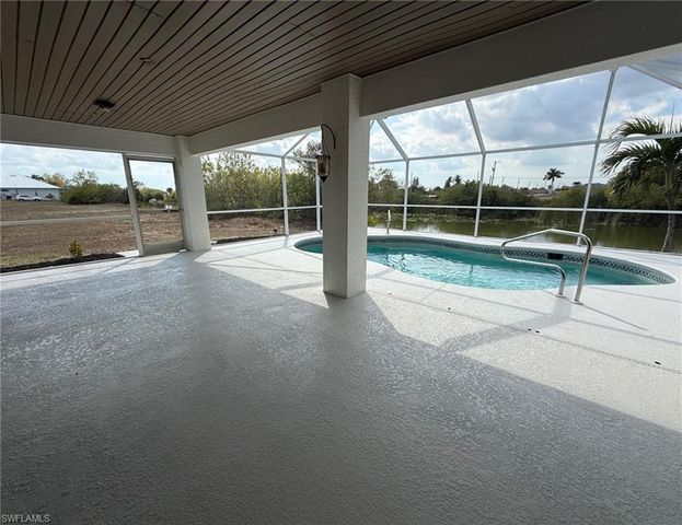 1422 NW 3rd AVE, Cape Coral, FL 33993