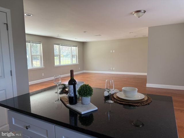 1107 CROMWELL RD, Glenside, PA 19038