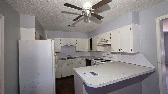 408 Washington Avenue, Plainview, AR 72857