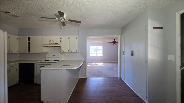 408 Washington Avenue, Plainview, AR 72857