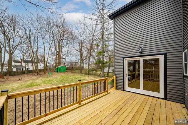 21 Durrell Street, Verona, NJ 07044