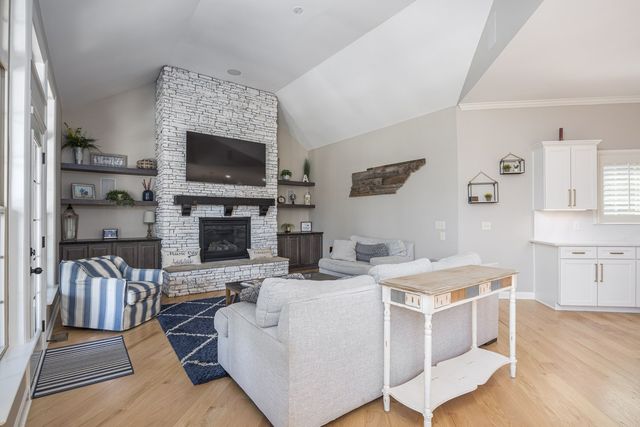 110 Mealer St, Franklin, TN 37067