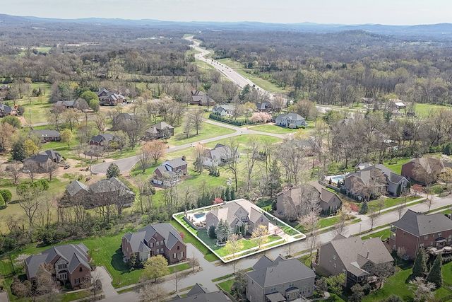 110 Mealer St, Franklin, TN 37067