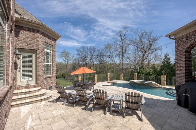 110 Mealer St, Franklin, TN 37067