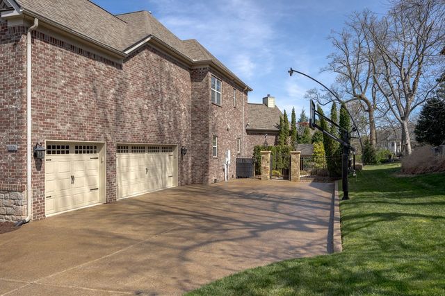 110 Mealer St, Franklin, TN 37067