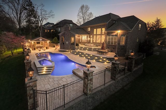 110 Mealer St, Franklin, TN 37067