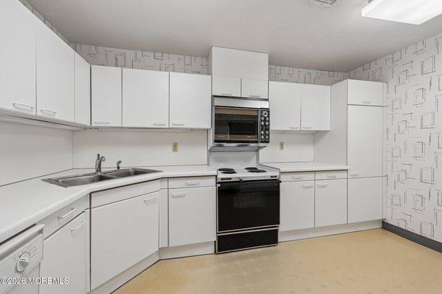 1 Peabody Court 1001, Teaneck, NJ 07666