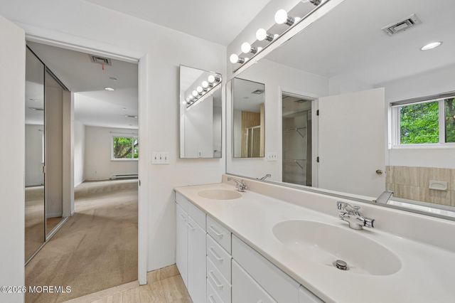 1 Peabody Court 1001, Teaneck, NJ 07666