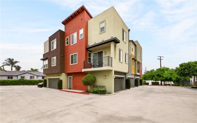 156 N Orange, Brea, CA 92821