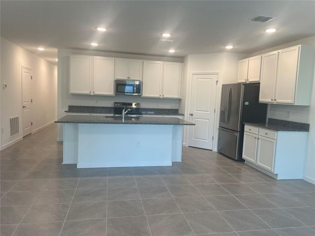 2407 SW 165TH STREET, Ocala, FL 34473