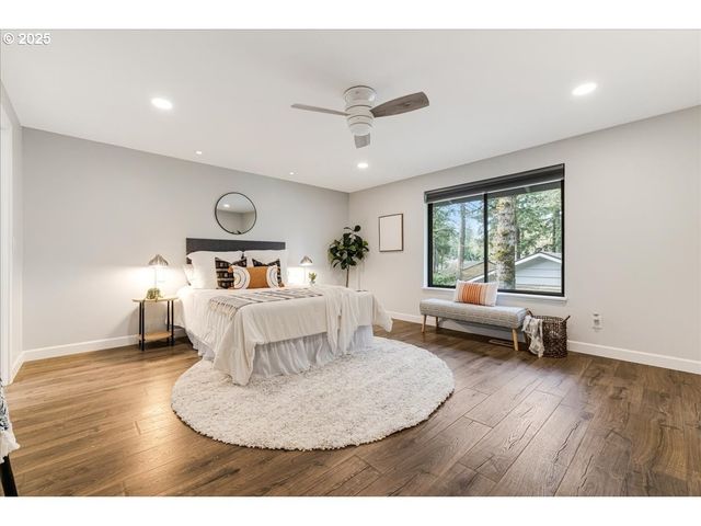 4268 WOODSIDE Cir, Lake Oswego, OR 97035