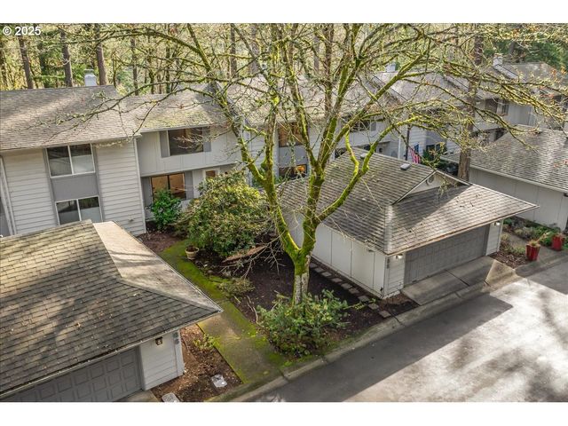4268 WOODSIDE Cir, Lake Oswego, OR 97035