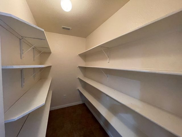 804 White Fields Way, Arlington, TX 76002