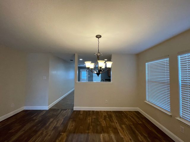 804 White Fields Way, Arlington, TX 76002