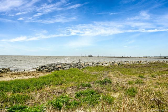374 Rider Avenue, Patchogue, NY 11772