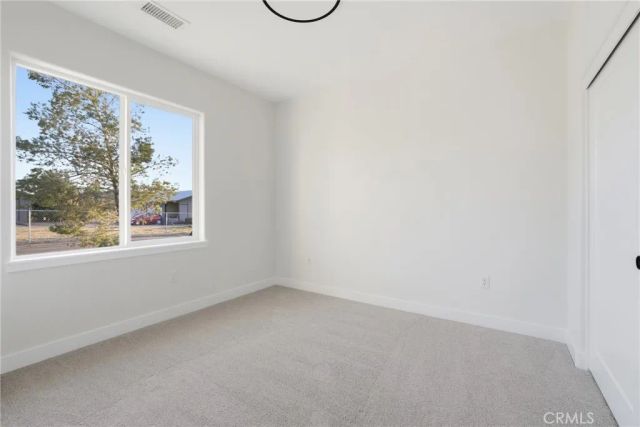 15168 Barbara, Apple Valley, CA 92307