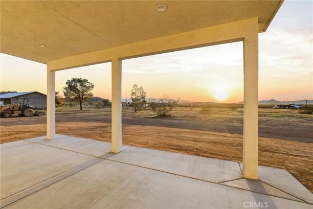 15168 Barbara, Apple Valley, CA 92307