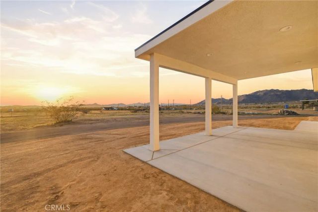 15168 Barbara, Apple Valley, CA 92307
