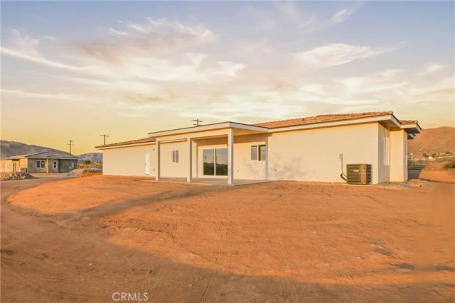 15168 Barbara, Apple Valley, CA 92307