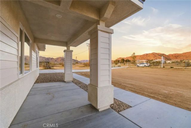 15168 Barbara, Apple Valley, CA 92307