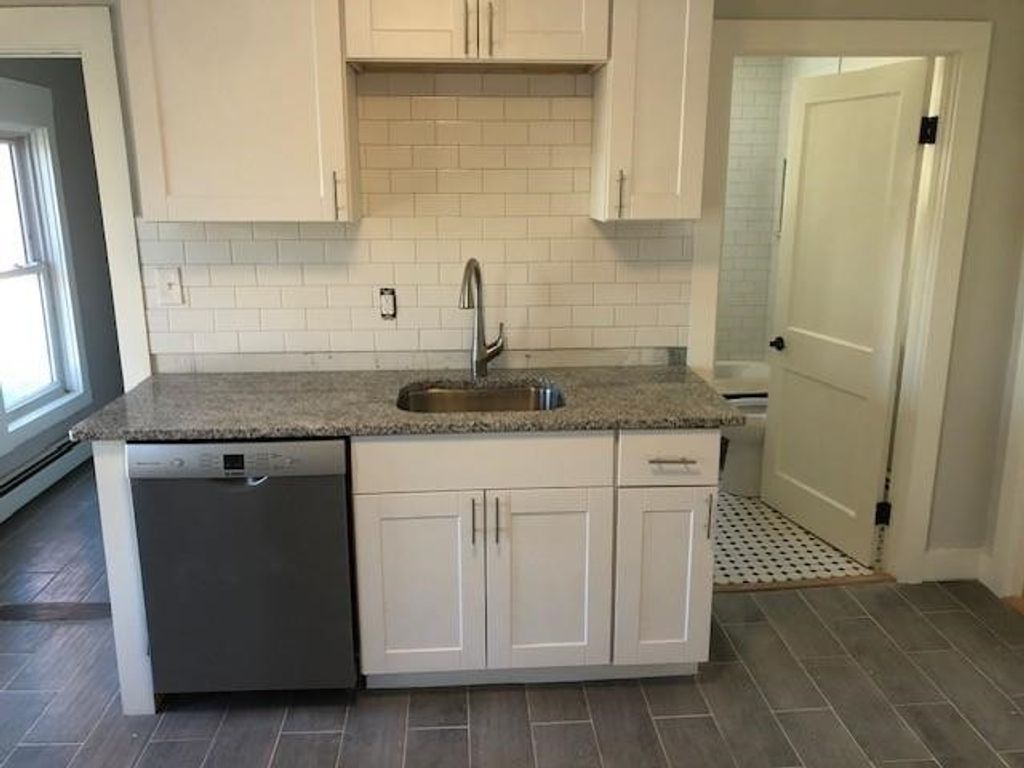 410 Wood Street 408, Bristol, RI 02809