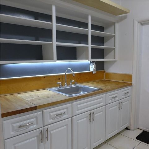 812 NE 15 Avenue, Fort Lauderdale, FL 33304