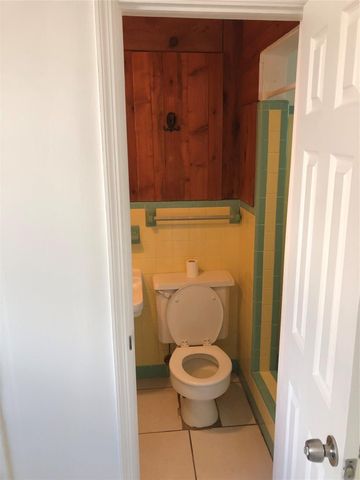 812 NE 15 Avenue, Fort Lauderdale, FL 33304