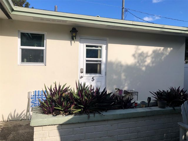 812 NE 15 Avenue, Fort Lauderdale, FL 33304