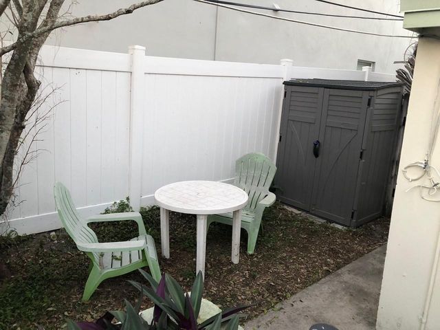 812 NE 15 Avenue, Fort Lauderdale, FL 33304