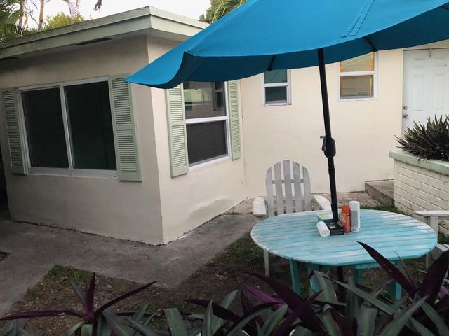 812 NE 15 Avenue, Fort Lauderdale, FL 33304