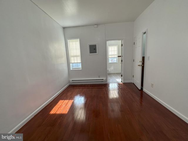 720 WINTON ST, Philadelphia, PA 19148