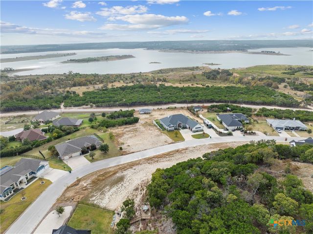 1926 Fall Creek Drive, Harker Heights, TX 76548