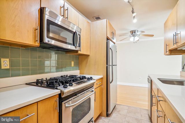 4970 BATTERY LN #408, Bethesda, MD 20814
