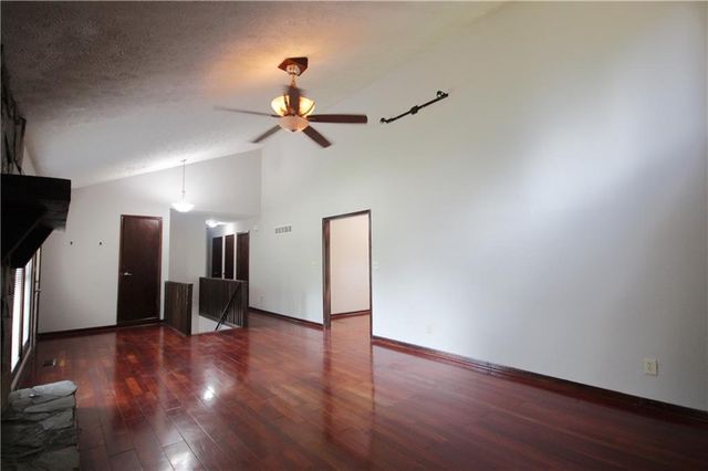 3310 Chastain Crossing, Marietta, GA 30066