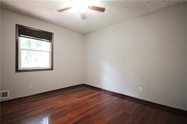 3310 Chastain Crossing, Marietta, GA 30066