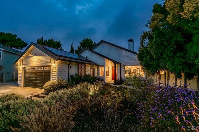 412 Arrowhead Ct, Vallejo, CA 94589