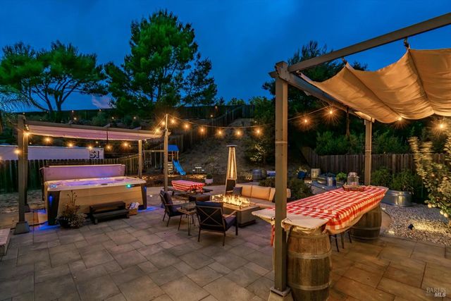412 Arrowhead Ct, Vallejo, CA 94589