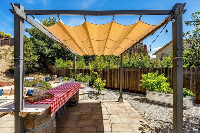 412 Arrowhead Ct, Vallejo, CA 94589