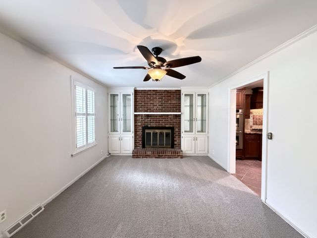 840 Highland Crest Dr, Nashville, TN 37205