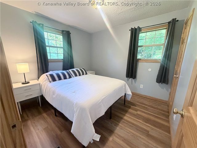 132 Roberts Road, Dunbar, WV 25064